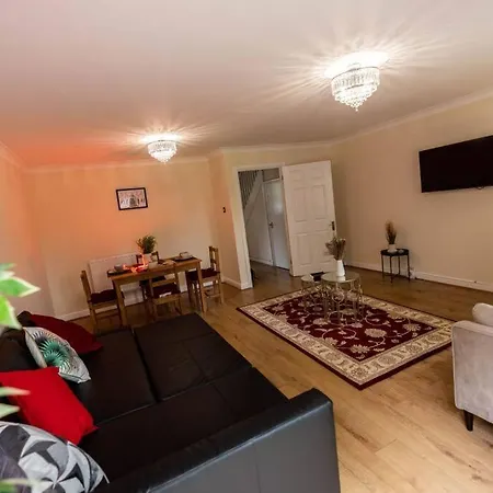 3 Bedrooms House-Sofabed-Parking-Bbqstove-Garden London Exterior foto